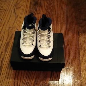 Air Jordan 9 retro size 13